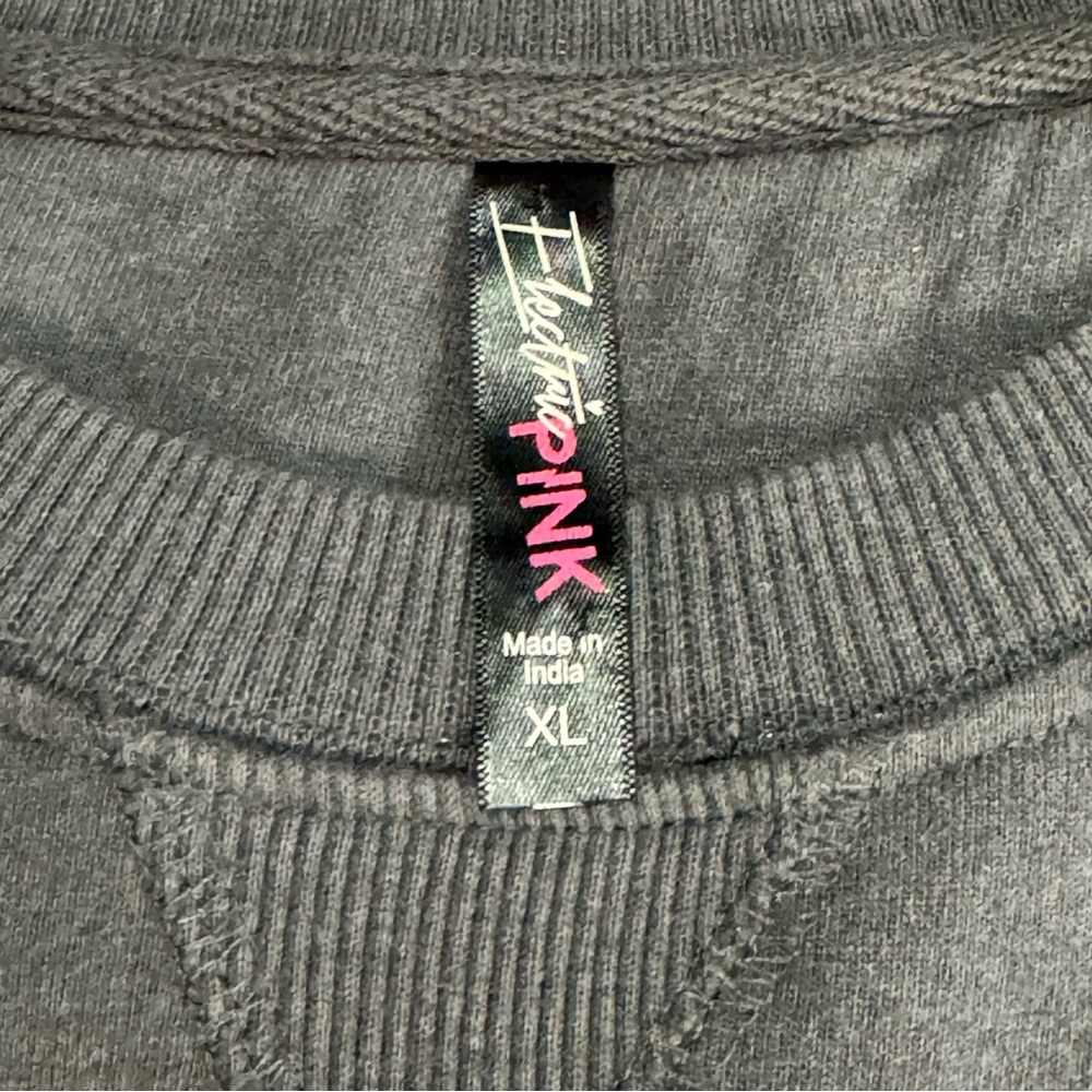 Hot Topic Pink Graphic Black Crewneck Unisex Retro Sweatshirt ‘Just A Vibe’ XL - Picture 4 of 11